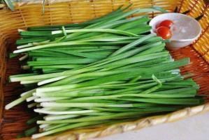 韭菜|原来韭菜和此菜才是天生一对,大厨教你一招,上桌一下就抢完