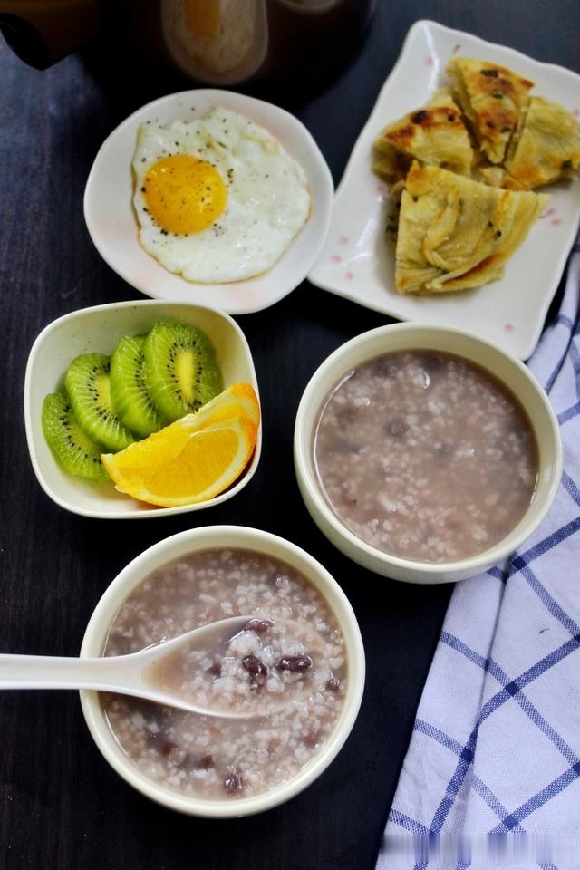  吃法|豆浆机别总打豆浆，教你7种新吃法，不用早起就做到，还能养脾胃