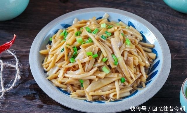 女生|宅在家不出门易长胖,这9种食物,女生每天吃一道,体重蹭蹭降