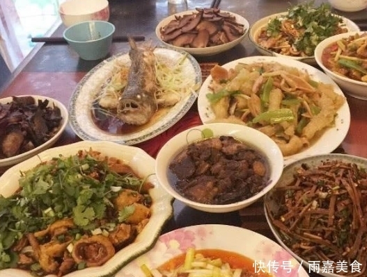 且中国菜|在美国,为啥中餐厅顾客爆满,韩餐厅却少有人去?老外的回答亮了