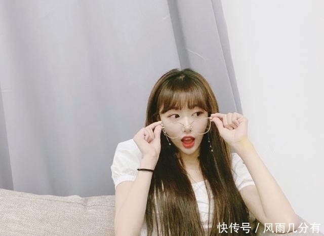 发现|看完《青春有你2》孔雪儿的穿搭,你会发现不一样的她!