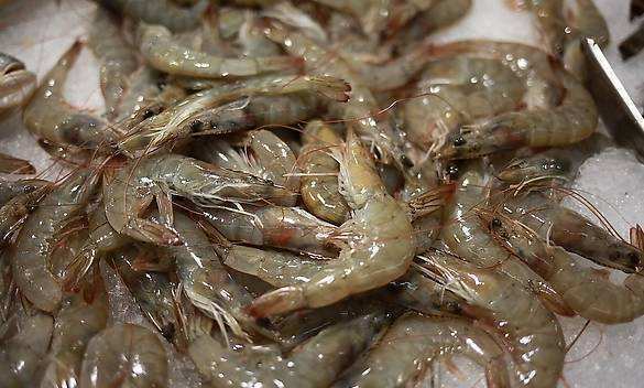  到底|煮虾时，到底需要去虾线吗大厨告诉你正确答案，别再瞎弄了