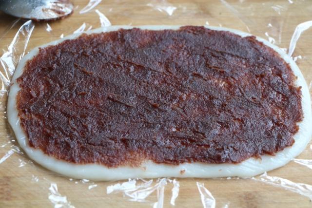  味道|糯米小甜点，2分钟学会蒸一蒸卷一卷，小白也可一展身手