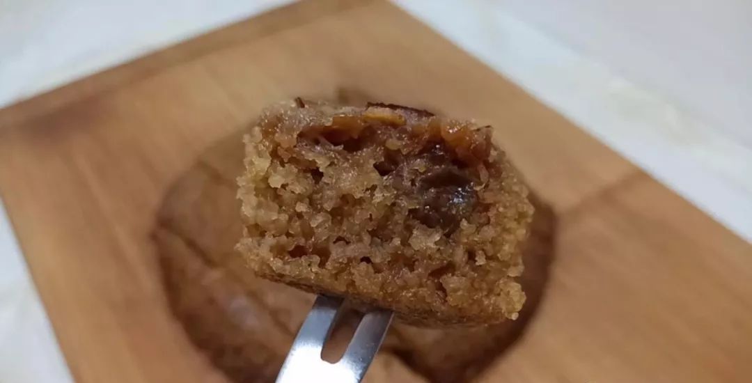 米糕|四勺红糖和一碗米饭，比没有水煮的米糕好十倍，你吃得越多，你就越想吃