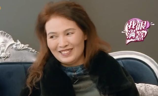 妈妈|王欧妈妈现身综艺,母女俩眉眼复制粘贴,是否整容一目了然