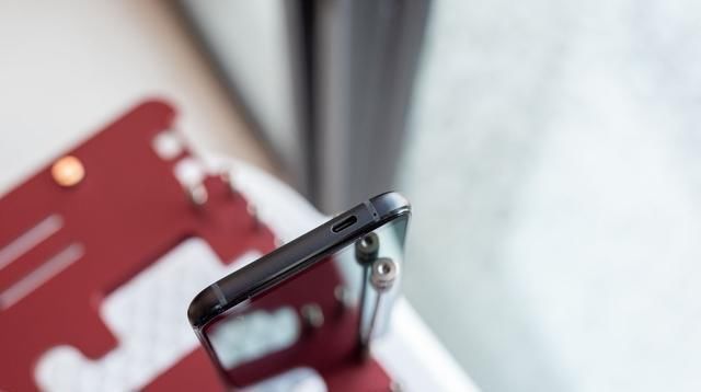  快速|270Hz采样率+144Hz刷新的新电竞手游利器ROG游戏手机3快速体验