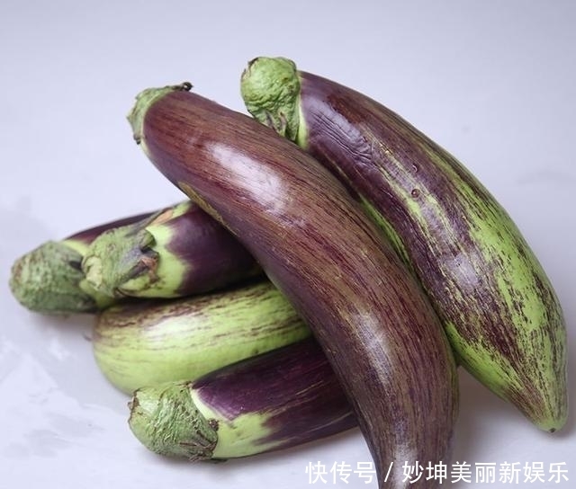 口感和味道|还在纠结买白茄子还是紫茄子?试试花茄子吧,据说吃起来跟肉一样