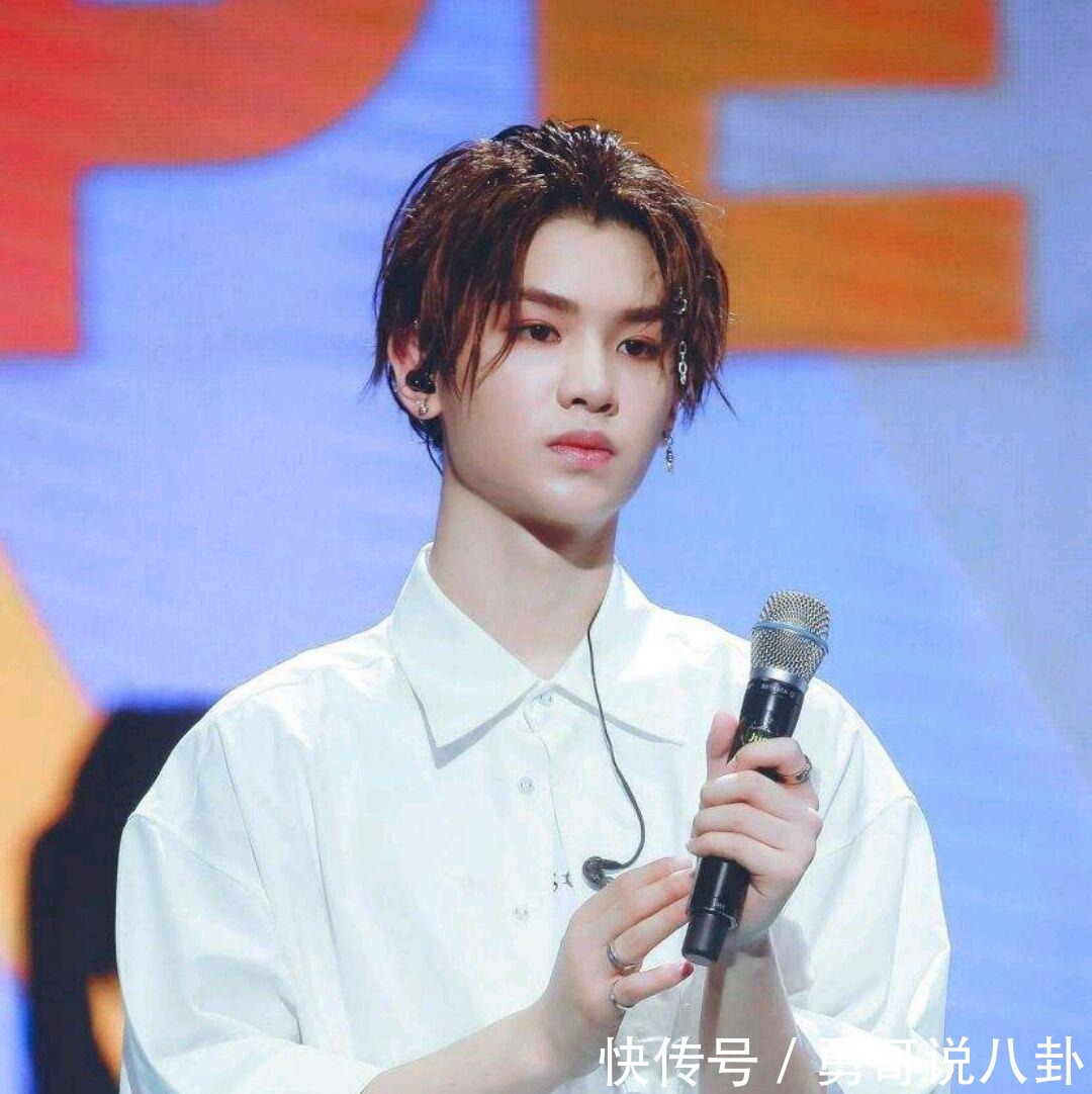 高强度|乐华旗下艺人都是如此高强度工作18岁的黄明昊直言,想“逃跑”