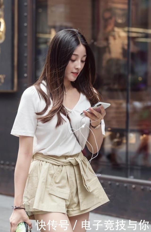  温柔|街拍: 女强人也可以温柔知性