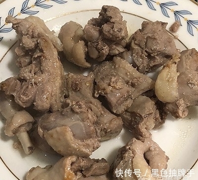 盘中待用|香辣啤酒烧鸭块的做法
