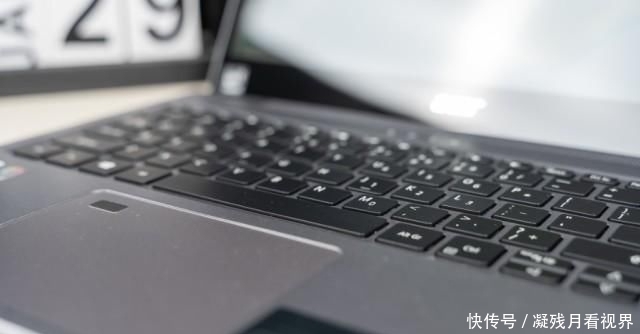  蜂鸟|极致轻薄，自由翻转，细节出众、宏碁蜂鸟Spin 5百变2K轻薄本 评测