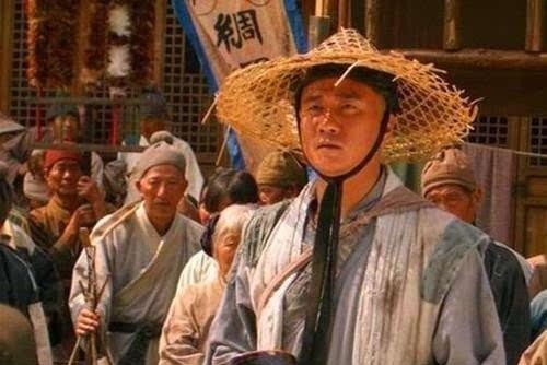 称帝|朱元璋称帝后,2个发小进宫讨官,一个封官,另一个为何被砍头?