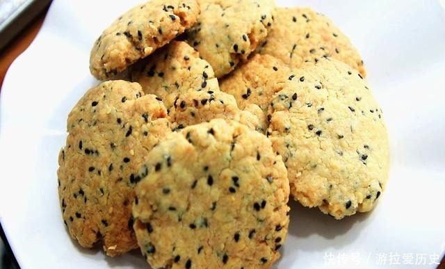  不用|桃酥再也不用买着吃了！筷子搅面、手一压，个个香酥可口直掉渣