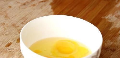  鸡蛋|韭菜鸡蛋饺子馅怎么调？关键放什么调料，很多人不知，难怪不鲜香