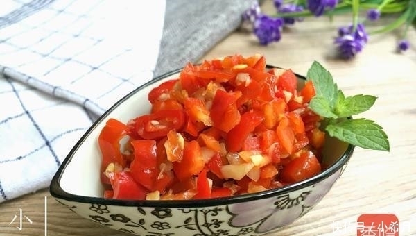  剁辣椒|中国又一个下饭菜火了, 比老干妈还开胃老外表示再贵都要吃