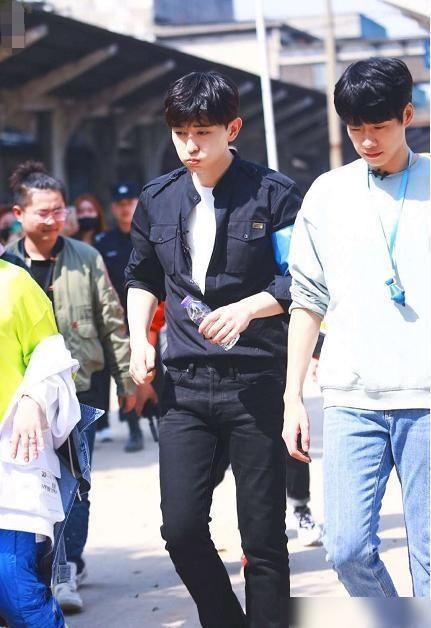 路透|《极限挑战6》路透:邓伦替代张艺兴,郭京飞被“男人帮”玩惨?