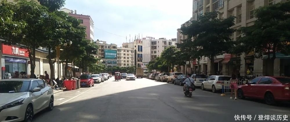 6辆小车|新规首日，文山上条街多辆车被处罚！