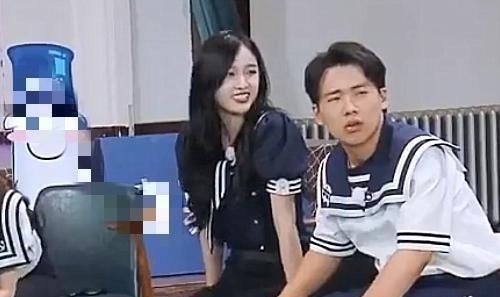  奔跑|奔跑吧：蔡徐坤没有猜对《情人》，别人提示也没用，却怪郭麒麟？