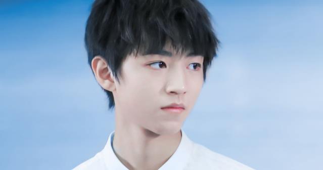 演唱会|TFBOYS7周年演唱会来了,3兄弟谁走的最好呢,是王源吗?