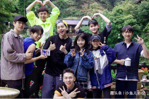 态度|同样是新人扎堆,黄磊为何态度大变,还为谭松韵专门做美食