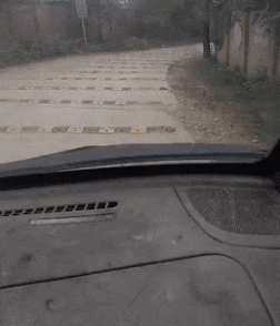 工程学院|搞笑GIF:工程学院后边山坡上