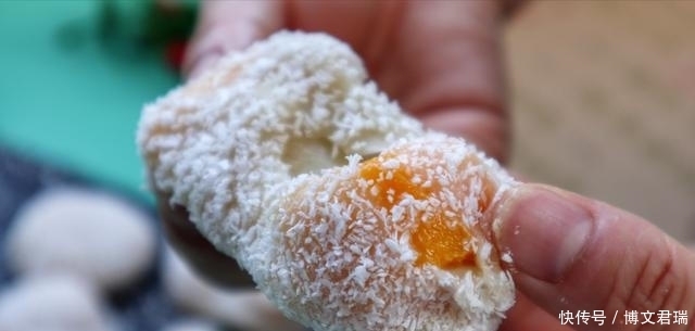 甜点|广式甜点“芒果糯米糍”,比雪媚娘制作简单,奶香浓郁,软糯拉丝