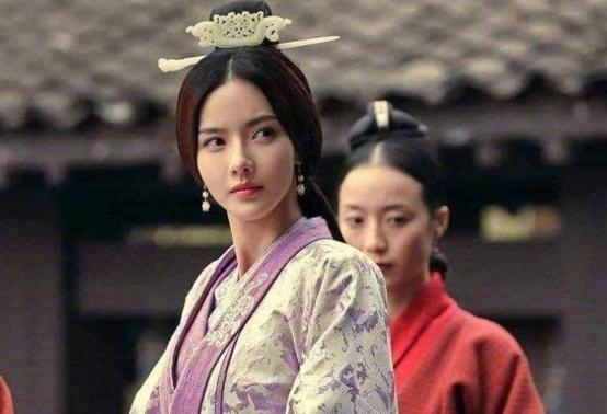 把自己的三|曹操为何把三个女儿都嫁给汉献帝,曹操三女,她们结局如何?