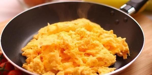 好吃|韭菜盒子,最好不要直接开始包,试着这样做,盒子外焦里嫩更好吃