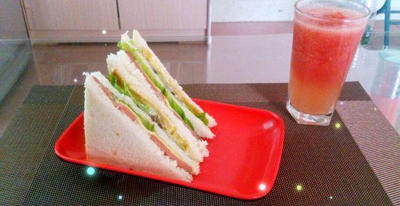  堪比|最佳男闺蜜的厨艺堪比西餐大厨，看了他做的美食，我想立即嫁给他