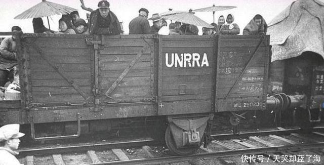 凄惨|淮海战役国军残部纷纷溃退的场景,图2一蹶不振,图4神情凝重凄惨!