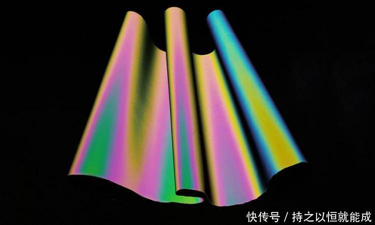 面料|当品牌服饰玩起反光面料,原来你也可以这么炫