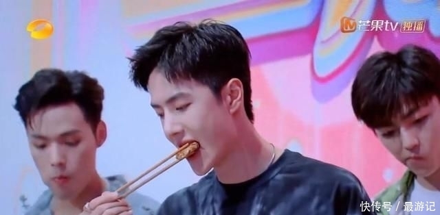 吃货|街舞3黑豹王一博,变身《天天向上》开心吃货小猪猪