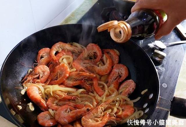 清除|洋葱和它是绝配,三天两头吃一次,清除体内垃圾,好吃不长肉