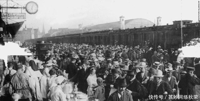 二战|百年前德国在法国签订投降协议结束一战，条约间接使德国发动二战