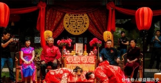 居住的地方|男女结婚之时，为什么一定要“一拜天地、二拜高堂、夫妻对拜”？
