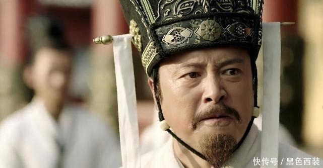 重臣|早年刘备尚武轻谋, 气走一人成曹魏重臣, 辅佐曹氏三代兴旺!