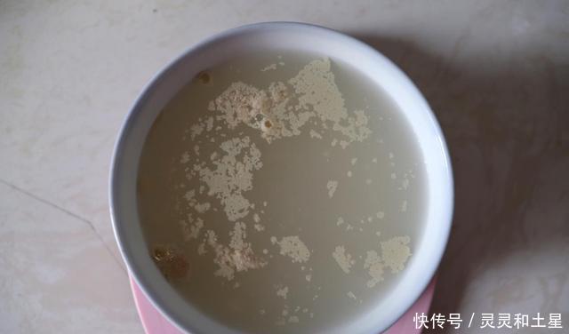  好吃|软糯好吃的大米发糕，加上蔓越莓，口感酸甜，洁白如玉浓浓奶香味