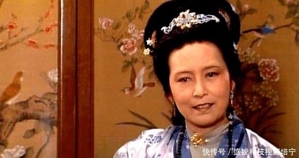 王夫人|宝玉对王夫人的一句称呼,揭开了史湘云在家中的真实身份