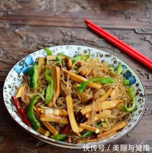 粉条|美食推荐椒麻鸡丝,草堂八素,香干炒粉条,笋干炒五花炒肉