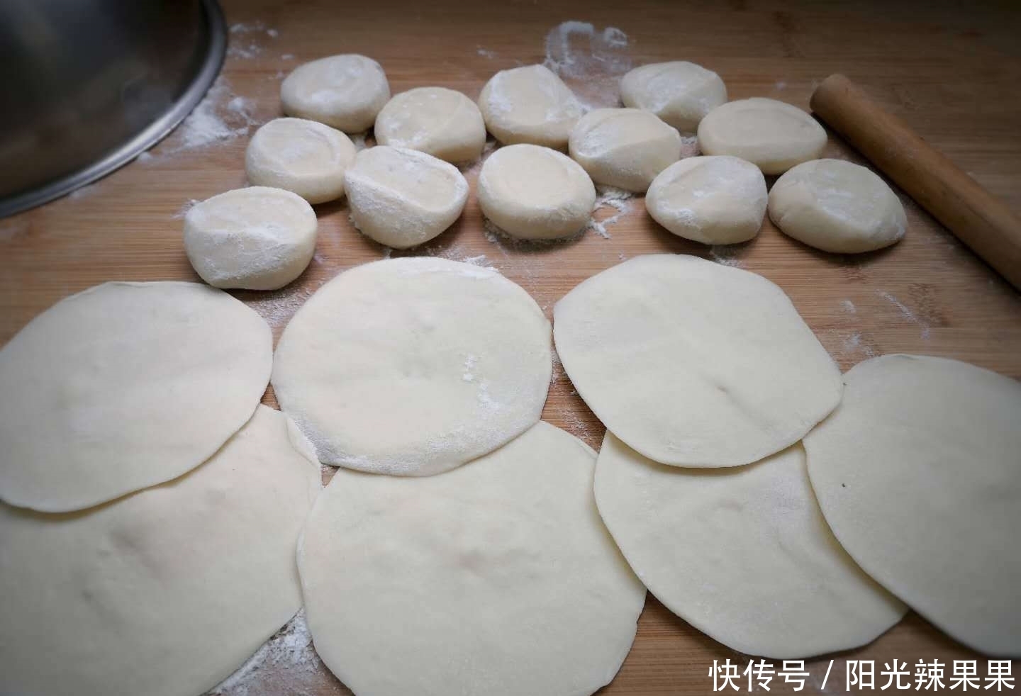 香味|秋要多吃这馅包子,营养丰富,鲜香味美,我家一周吃5次都不腻!