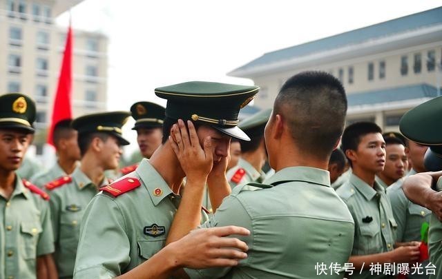 退伍回|当两年兵和五年兵有什么区别?