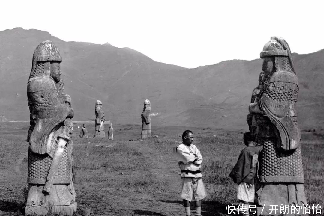 两菜|100年前高清老照片 火热的面摊 普通人家的两菜一汤