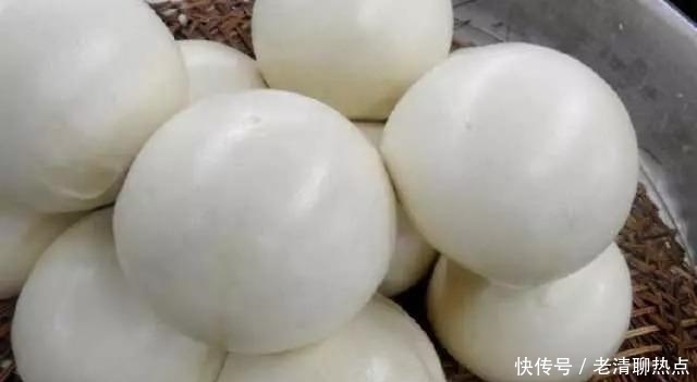 馒头|蒸馒头别再放酵母了, 只需加一瓶“它”比酵母好吃百倍, 又香又软