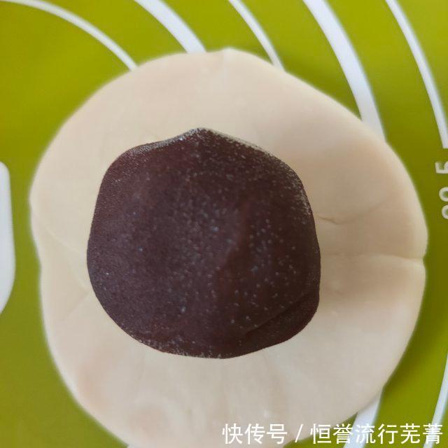 蛋黄|蛋黄酥，自己做的吃着更健康