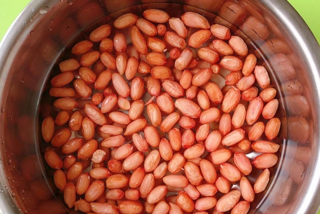 热油|炸花生米,冷油还是热油下锅学会这3个小技巧,又酥又脆不回潮