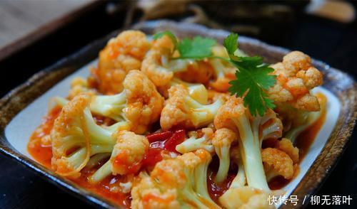 只用|炒花菜时,只用盐水洗等于吃虫卵,大厨教你1招,虫卵自动跑光