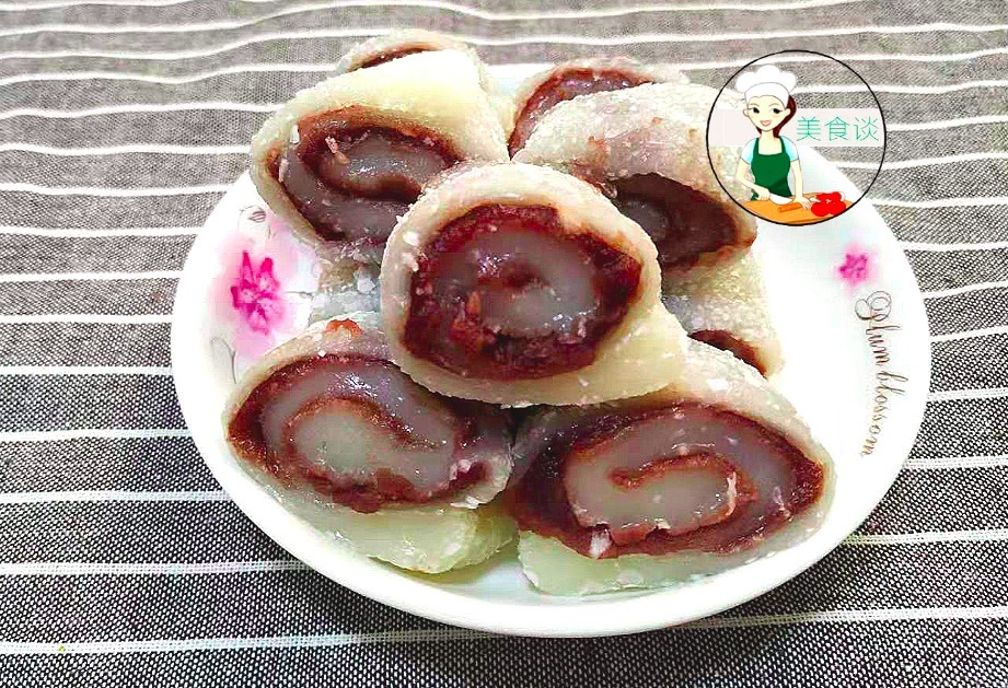  餐厅里|糯米粉一定要试试此做法，一蒸一卷，软嫩甜香，一口一块真解馋
