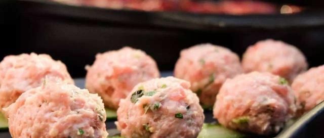 高手|吃火锅点这13道配菜,朋友都对你竖起大拇指,老板果然火锅高手