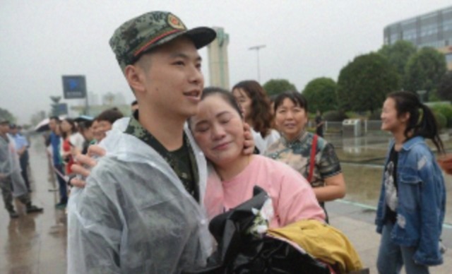 部队|2020年当兵的青年,到部队后有4件事不能做,最好现在就知道