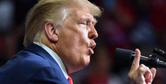 飞来|日本全民都怒了!最近飞来的美军全部阳性,日:把我们当殖民地吗